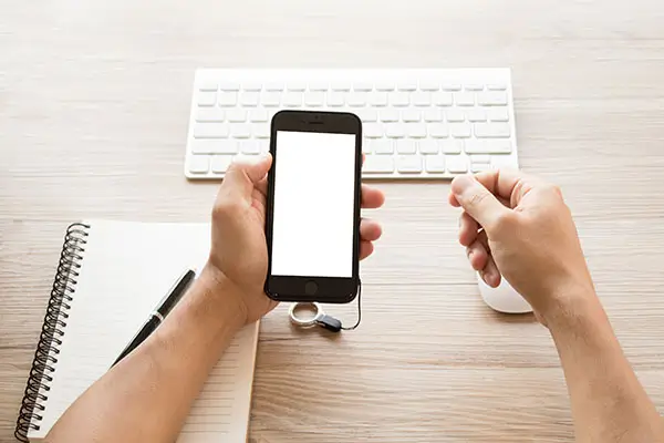 新疆旅游选哪里合适呢